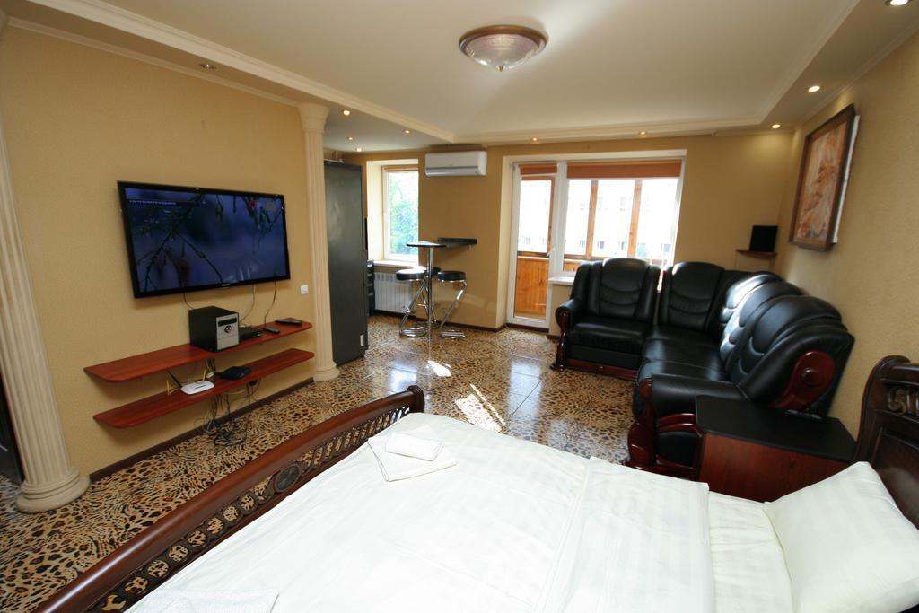 Pechersk Apartment In Kiev Center Bilik gambar