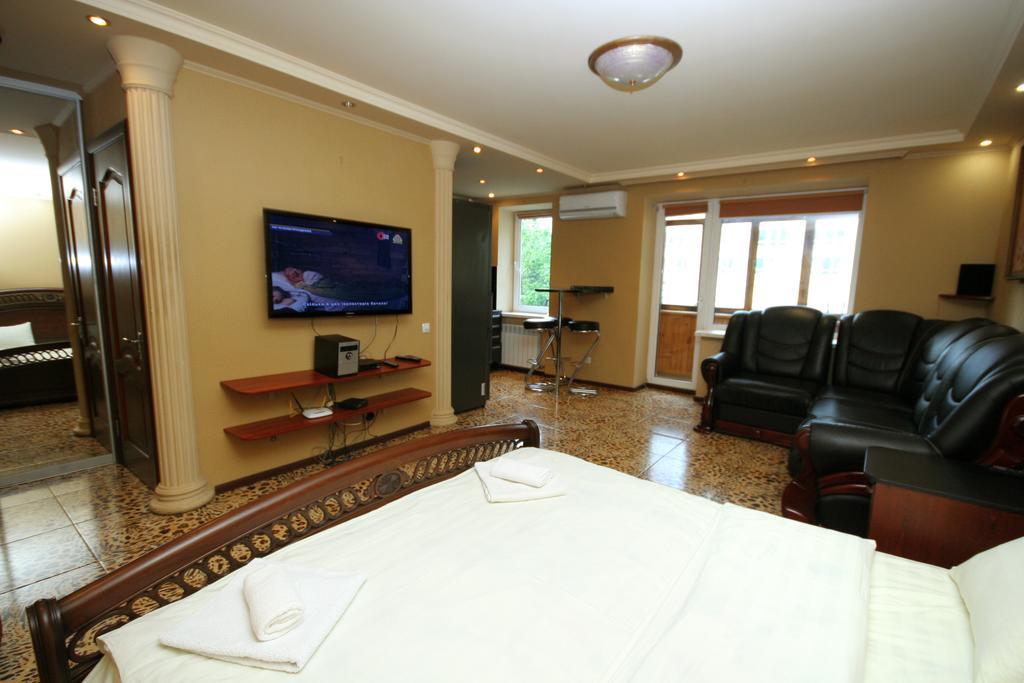 Pechersk Apartment In Kiev Center Bilik gambar